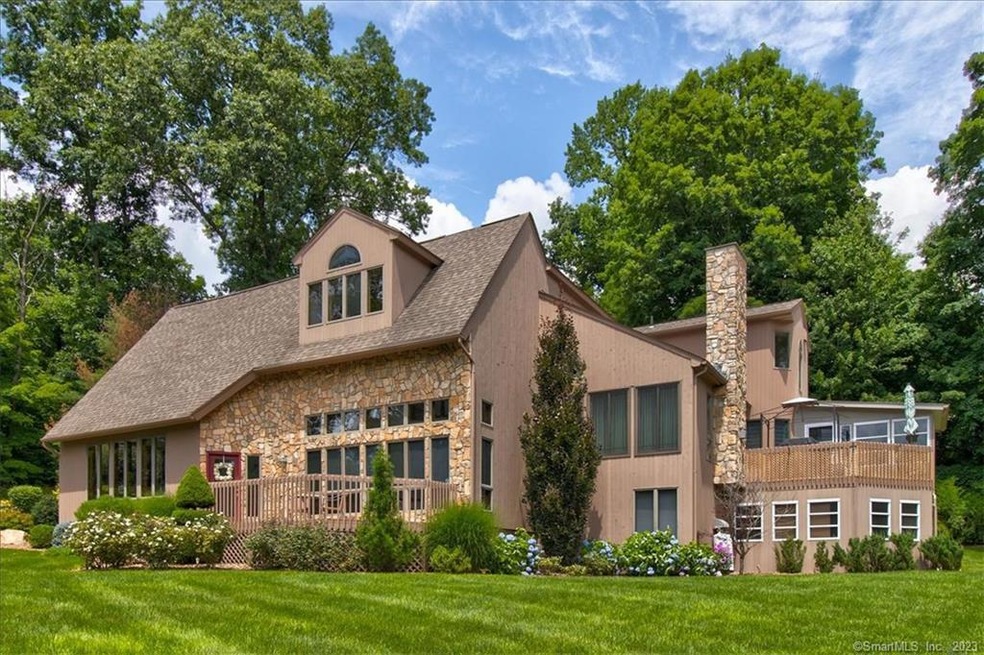 370 Brownstone Ridge, Meriden, CT 06451 - photo 1