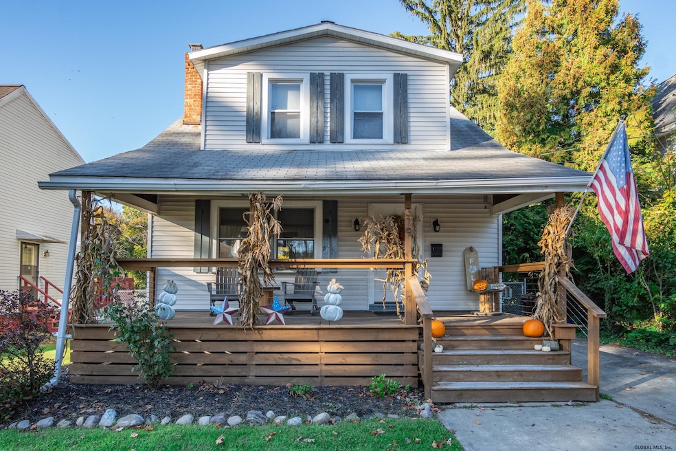 319 Kenwood Ave, Delmar, NY 12054 - photo 1