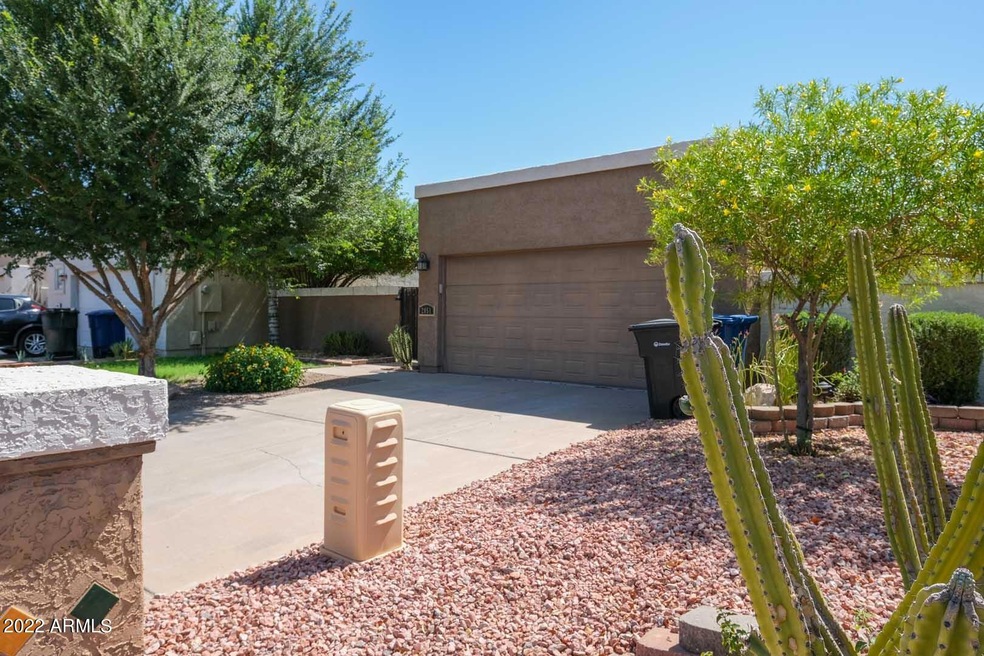 2051 N Villas Ln, Chandler, AZ 85224 - photo 1