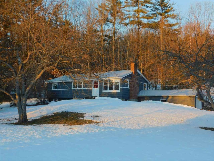 25 Crescent St, Plymouth, NH 03264 - photo 1