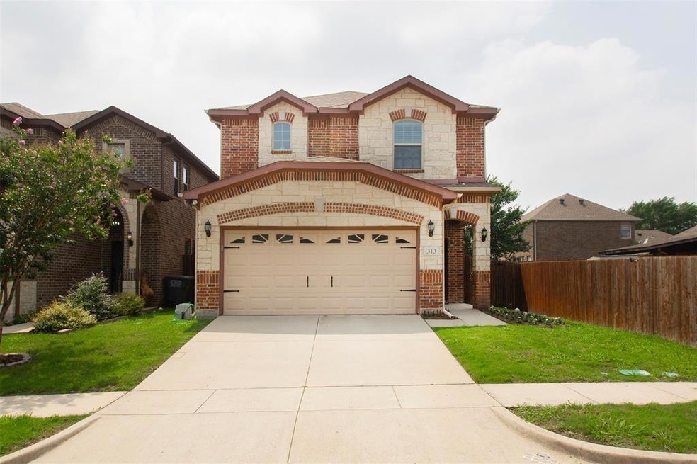 313 Austin Ave, Wylie, TX 75098 - photo 1