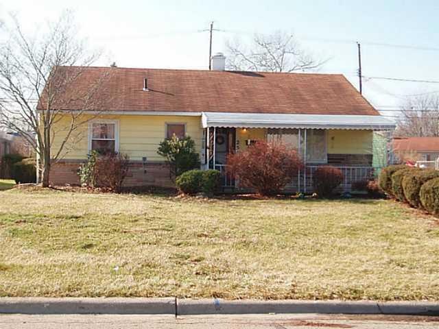 251 Santa Maria Ln, Columbus, OH 43213 - photo 1