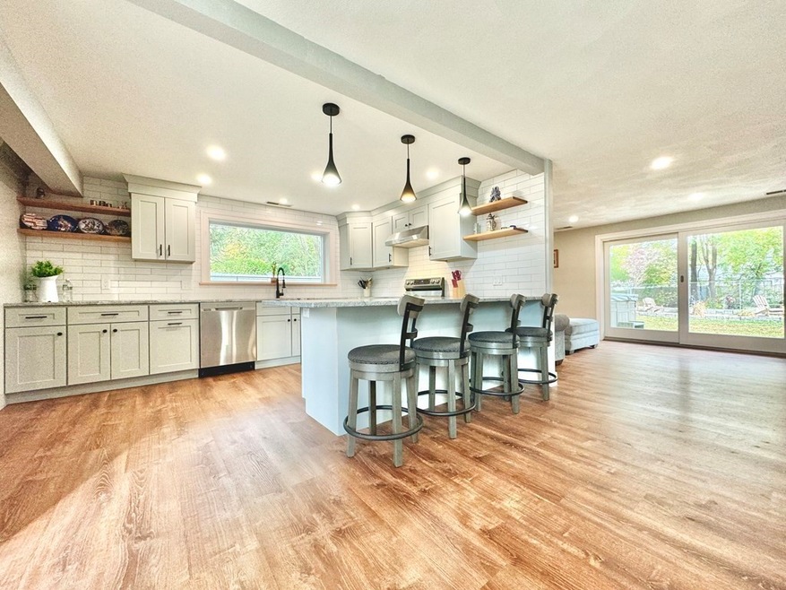 31 N Belgian Rd, Danvers, MA 01923 - photo 1