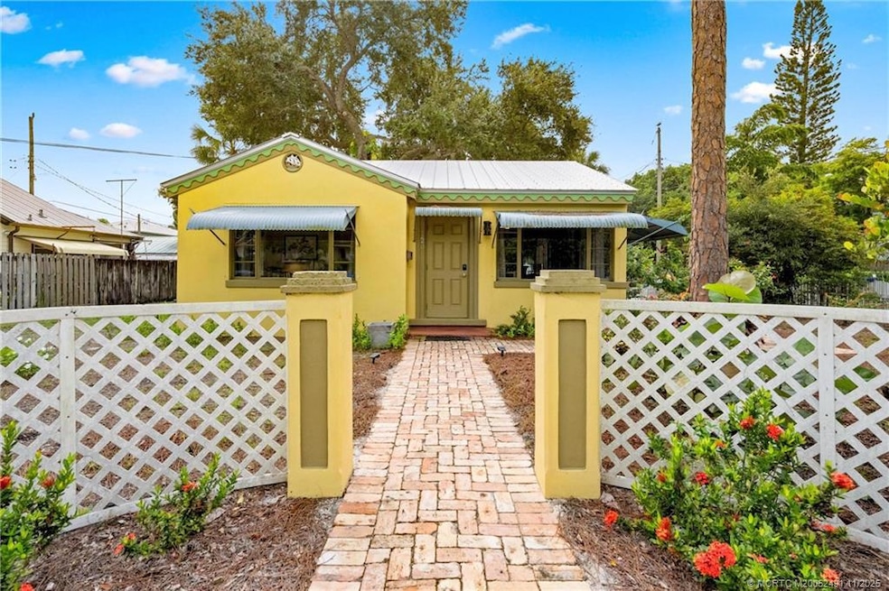 120 SW 5th St, Stuart, FL 34994 - photo 1