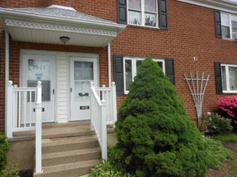 2022 Westfield Terrace, Bethlehem, PA 18017 - photo 1