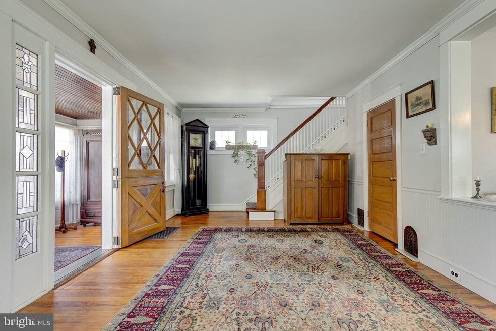 709 Blakeley Rd, Wallingford, PA 19086 - photo 1