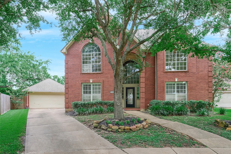 Welcome home to this stunning property in Greatwoo