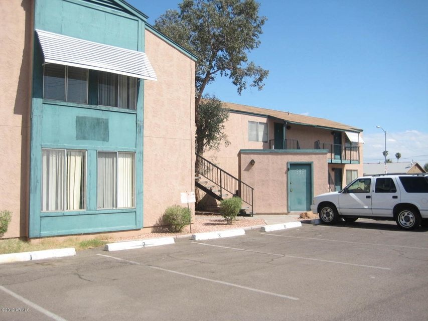 1002 N 25th PL (8)