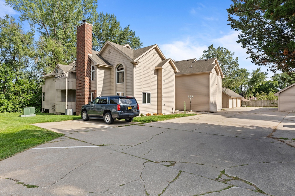 Sold $123,000 • Co-Listing Agent