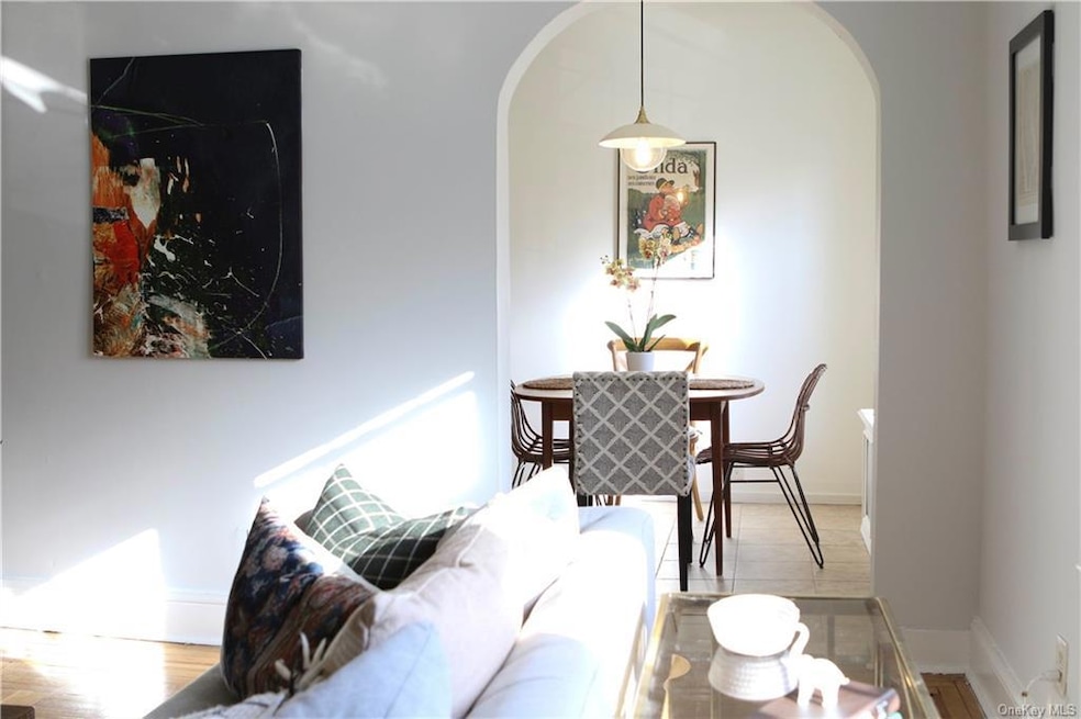 Washington Irving Gardens Apartments unit 3L, Tarrytown, NY 10591 - photo 1