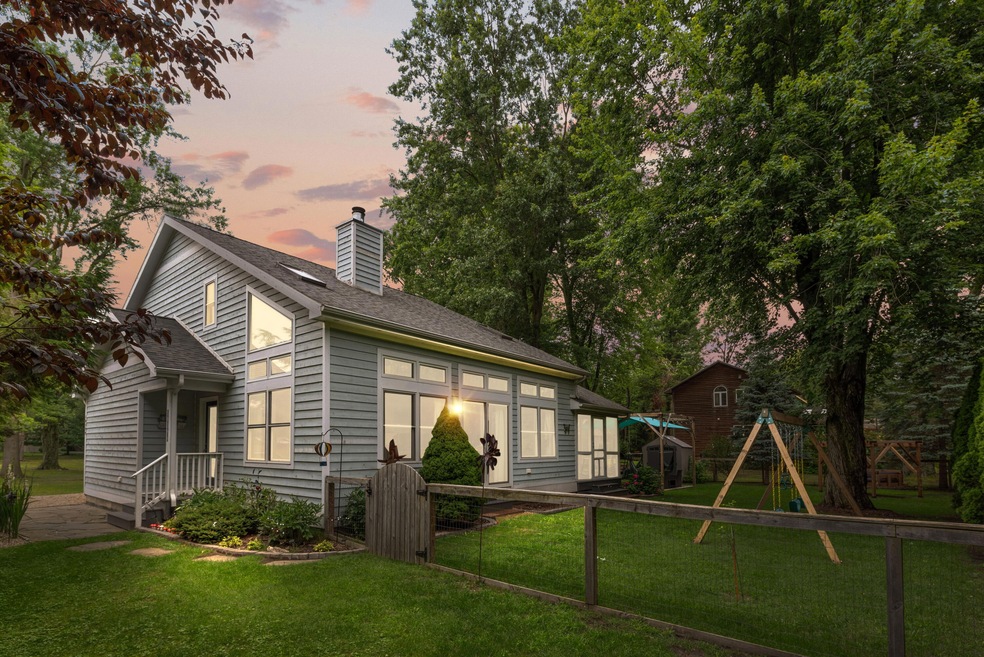 10399 Millard Ave, Union Pier, MI 49129 - photo 1