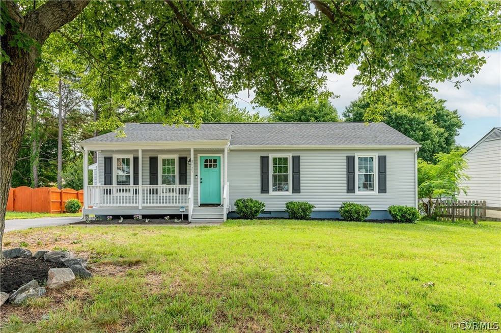 8925 Deerwater Rd, North Chesterfield, VA 23237 - photo 1