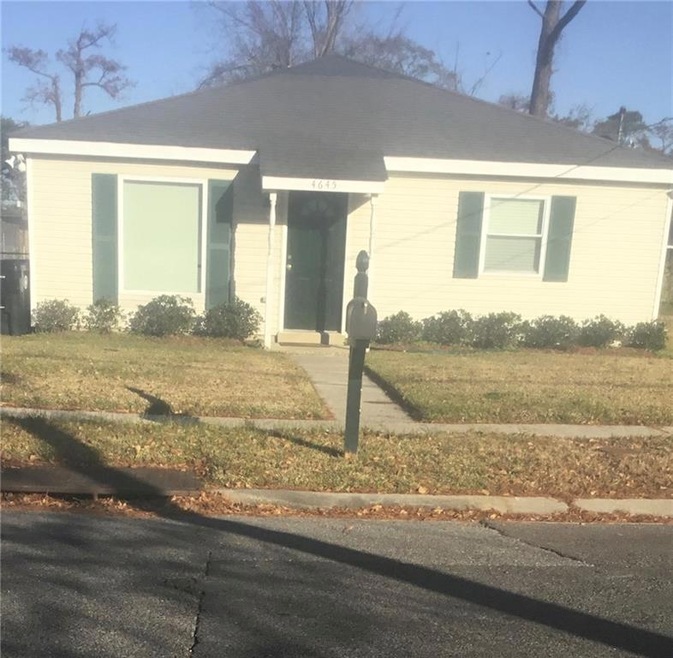 4645 Saint Ferdinand Dr, New Orleans, LA 70126 - photo 1