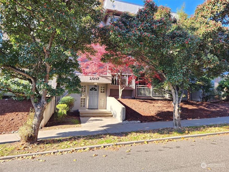 Sold $598,000 • Co-Listing Agent