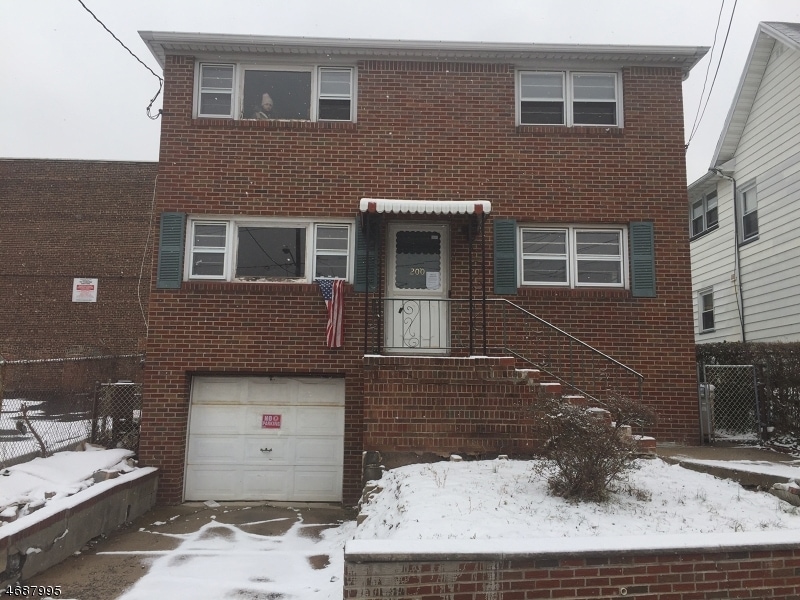 200 Maple St, Kearny, NJ 07032 - photo 1