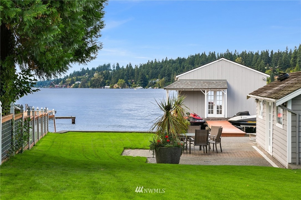 9730 SE 35th Place, Mercer Island, WA 98040 - photo 1