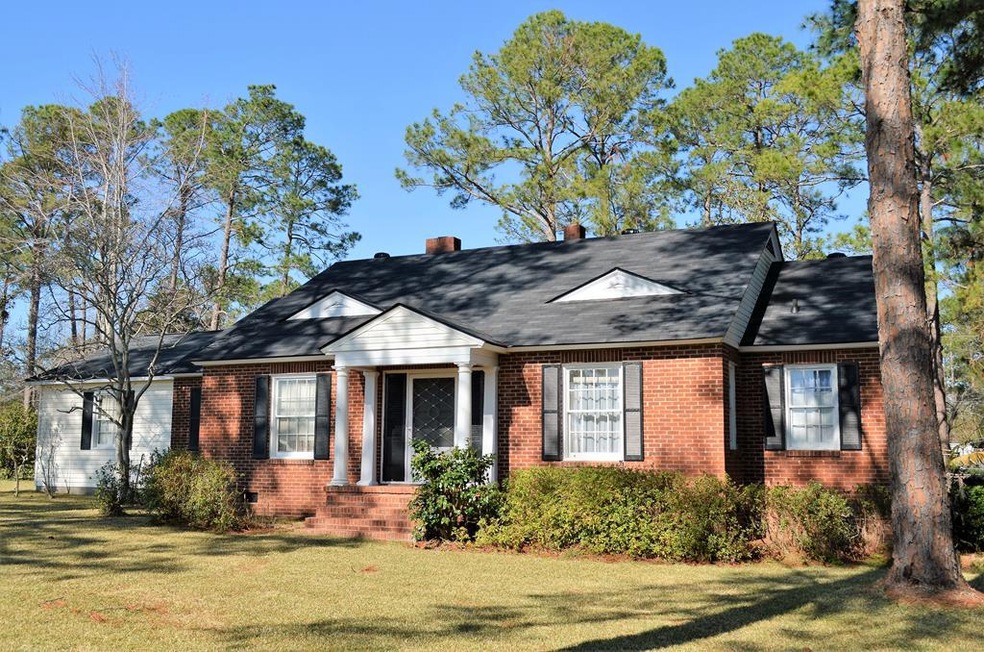 501 E Price St, Sylvester, GA 31791 - photo 1