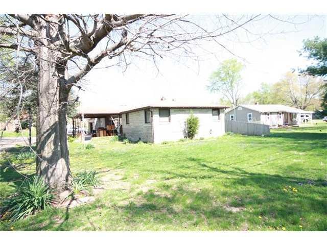 2124 Shady Ln, Columbus, IN 47201 - photo 1
