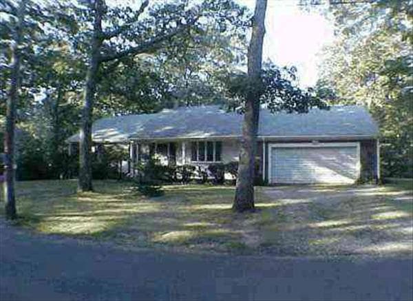 23 Pine Tree Ln, Vineyard Haven, MA 02568 - photo 1