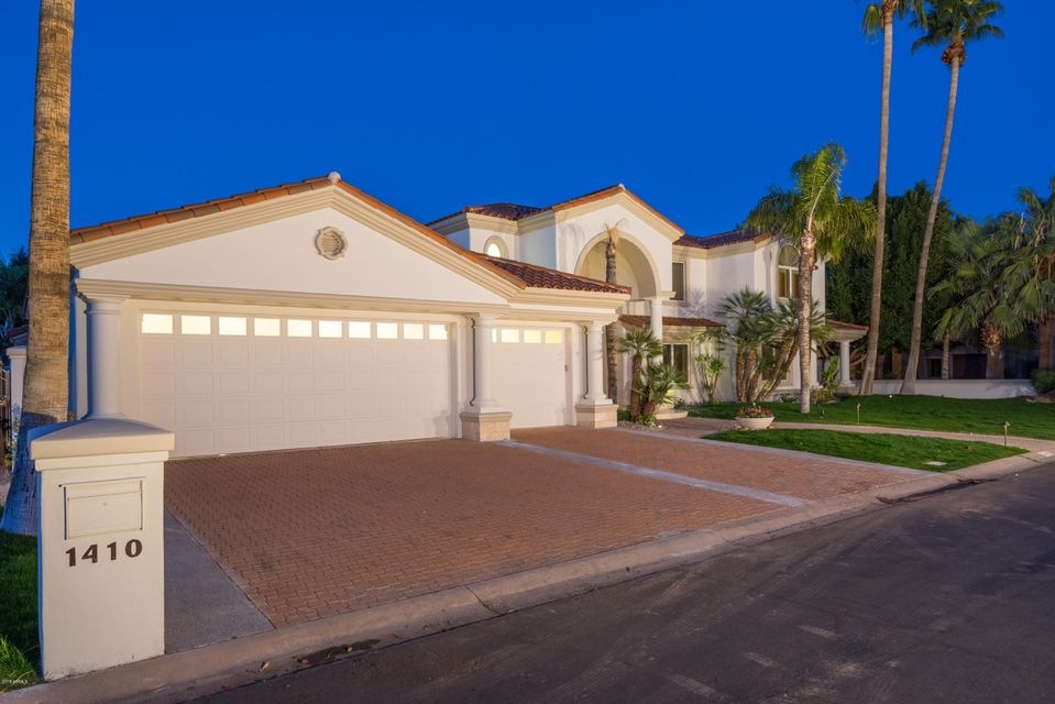 1410 E Coral Cove Dr, Gilbert, AZ 85234 - photo 1