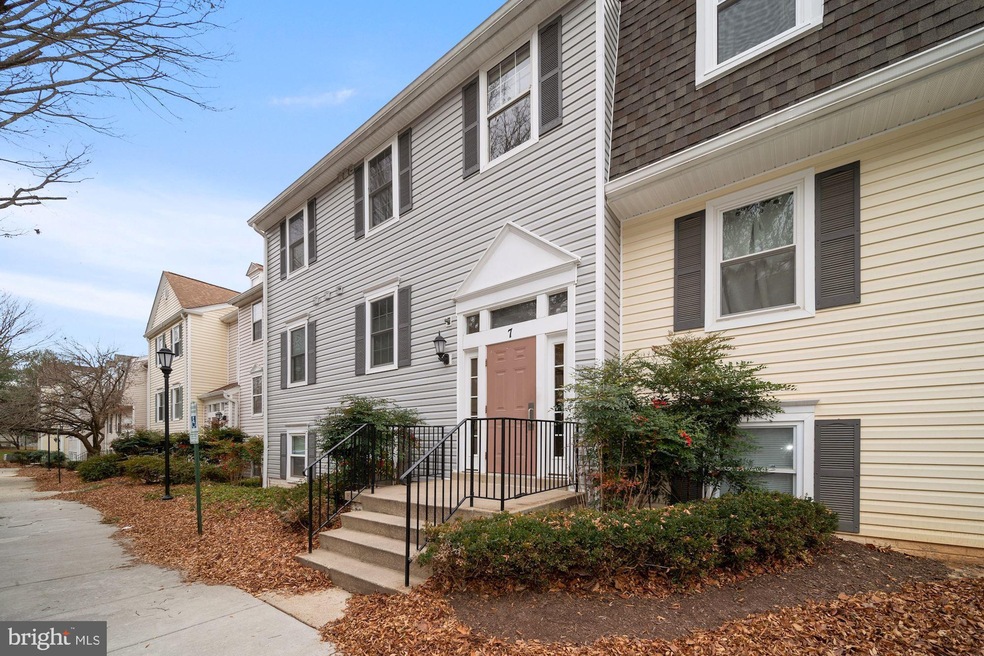 7 Pickering Ct unit 2, Germantown, MD 20874 - photo 1