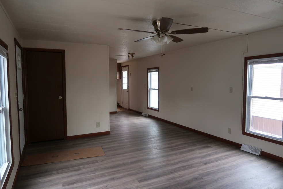 936 Main St unit 2, Winchester, CT 06098 - photo 1