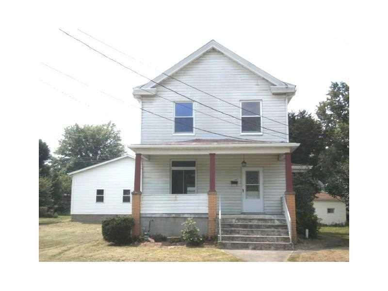 Exterior Front. Welcome to 102 Level Street! A nic