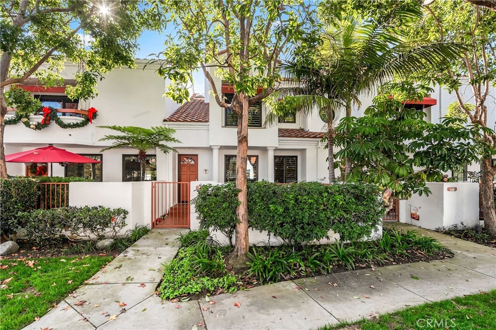 19481 Pompano Ln unit 110, Huntington Beach, CA 92648 - photo 1