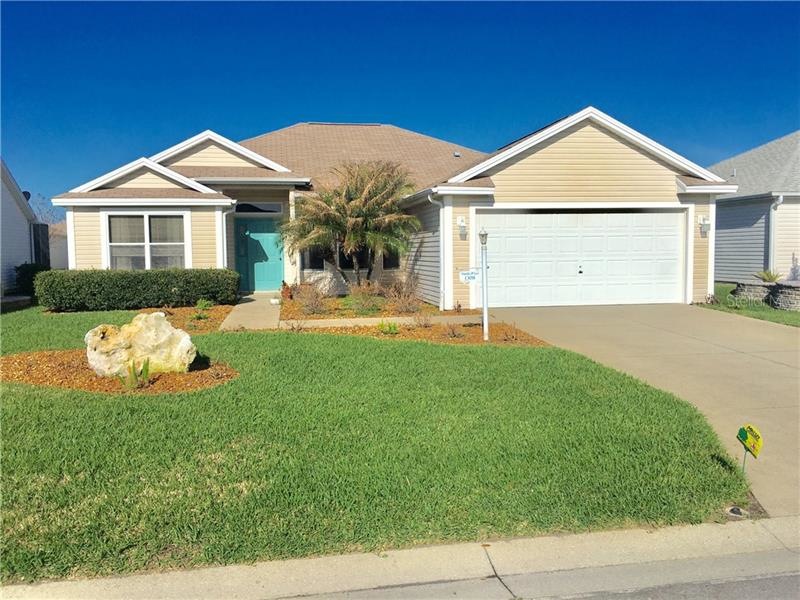 1308 Landeros Ln, Lady Lake, FL 32159 - photo 1