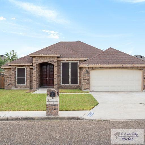 2204 Water Willow Dr, Weslaco, TX 78596 - photo 1