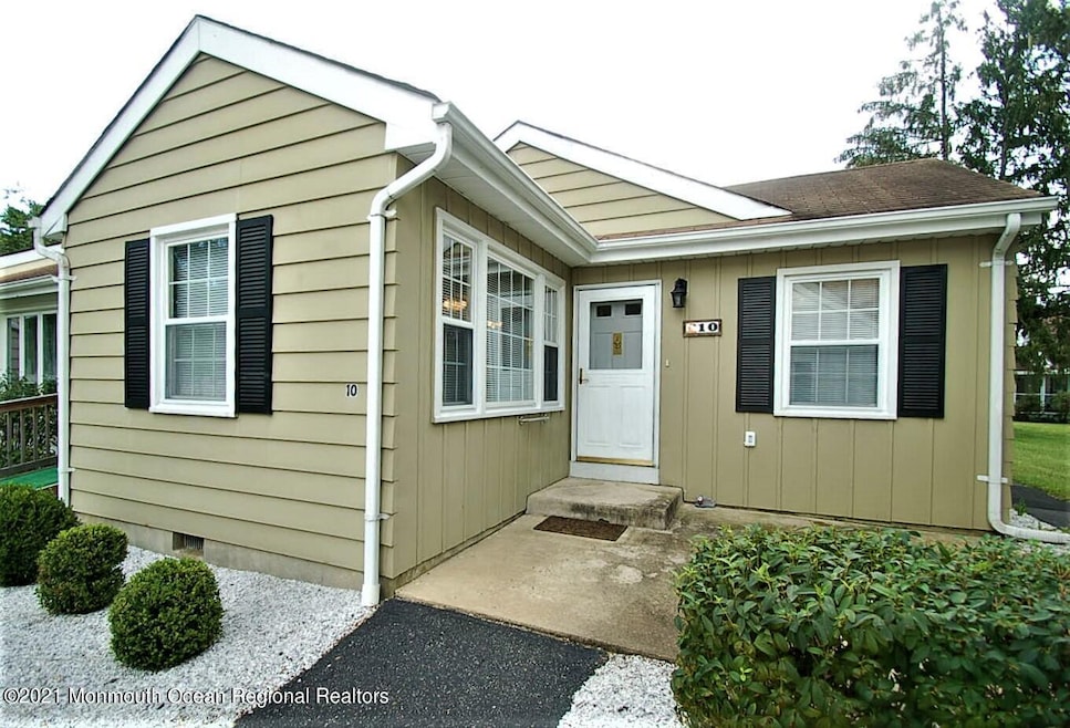 10 Dover Walk unit 1110, Toms River, NJ 08753 - photo 1