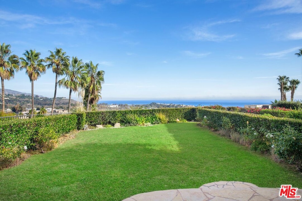 Sold $2,879,100 • Co-Listing Agent