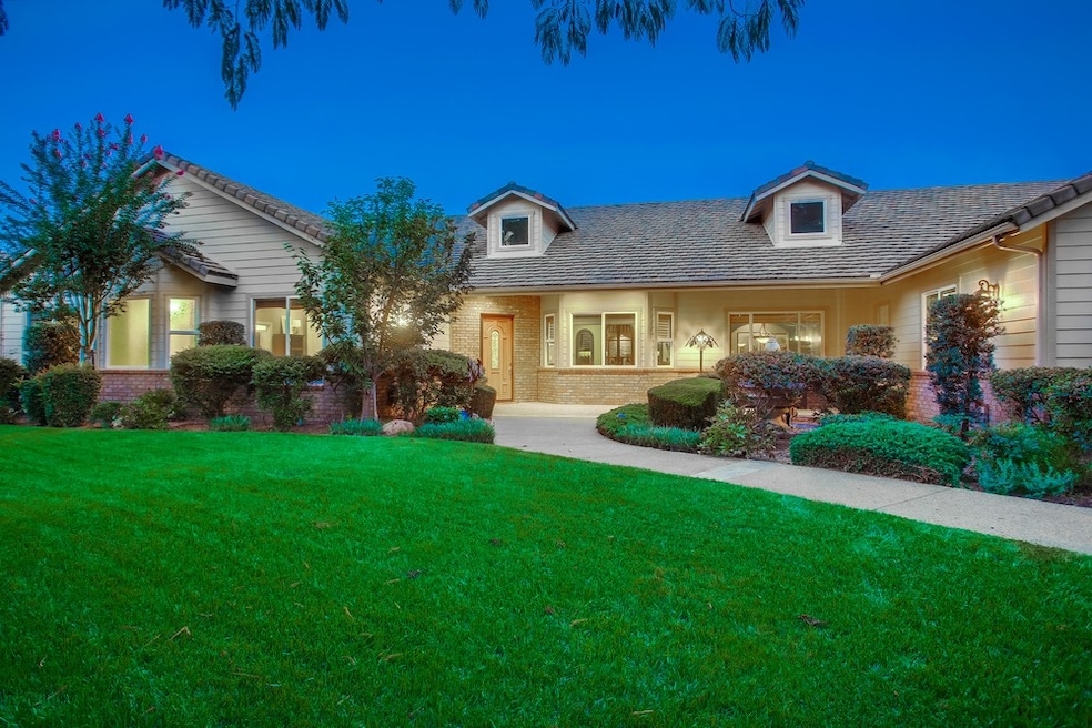 30453 Dendy Sky Ln, Valley Center, CA 92082 - photo 1