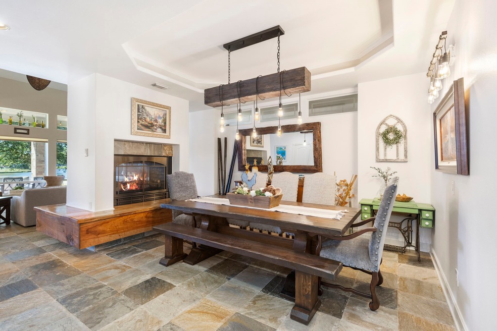 9107 E Lakeside Dr, Magnolia, TX 77354 - photo 1