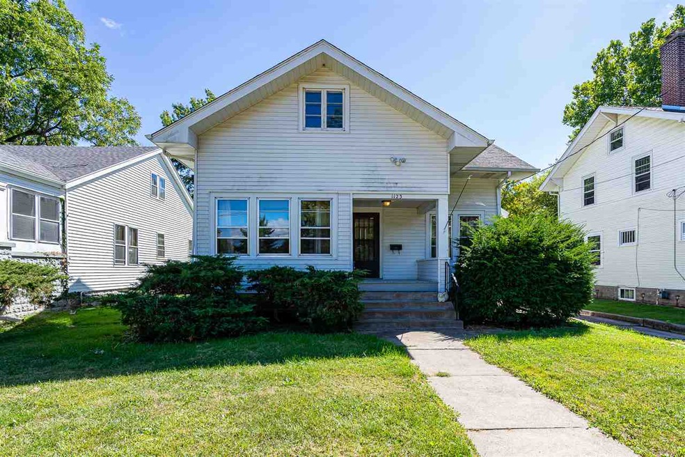 1123 E High St, Davenport, IA 52803 - photo 1