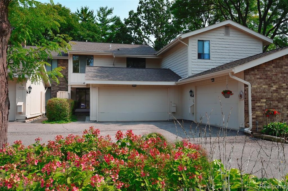 7357 Creek View Circle_01.JPG