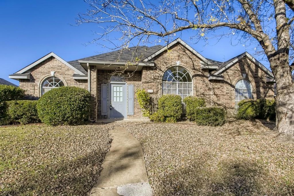 612 Andersonville Ln, Wylie, TX 75098 - photo 1