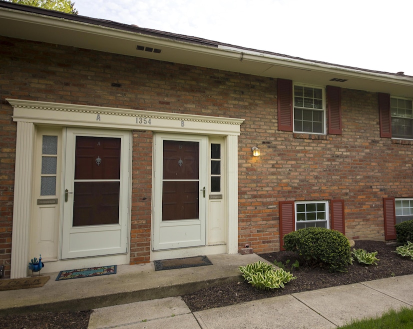 1 Exterior