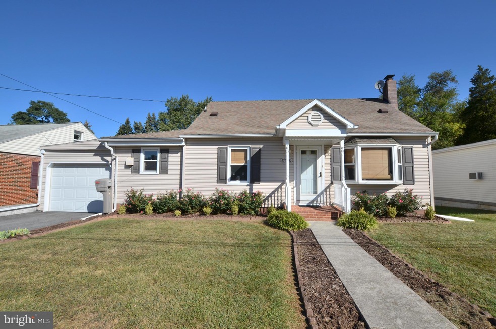 17520 Lincolnshire Rd, Hagerstown, MD 21740 - photo 1