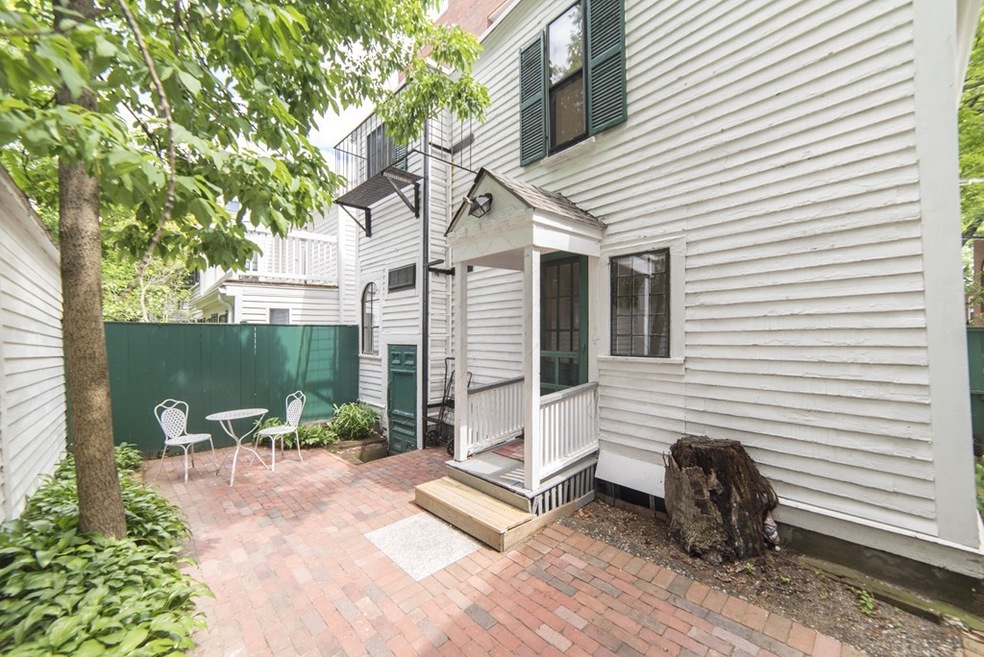 10 1/2 Appian Way, Cambridge, MA 02138 - photo 1