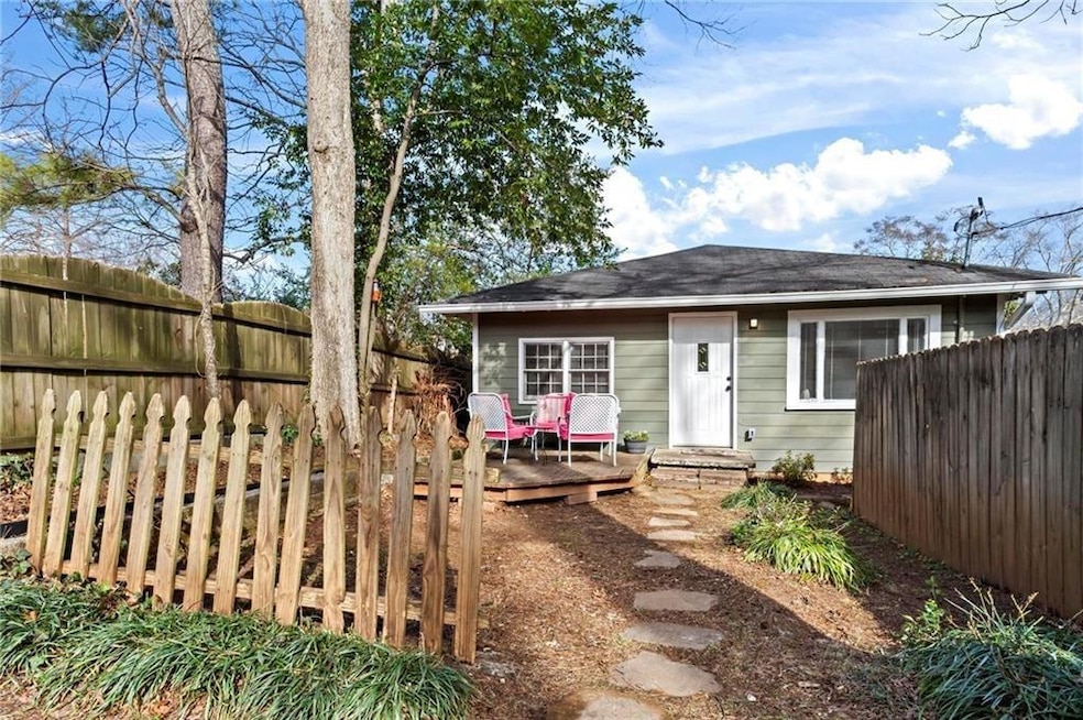 2070 Ridgedale Rd NE, Atlanta, GA 30317 - photo 1