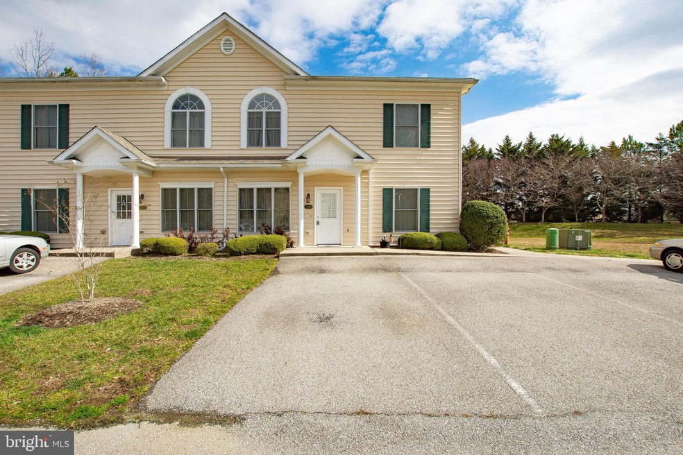 22589 Chickadee Cir unit 1-2, Lexington Park, MD 20653 - photo 1