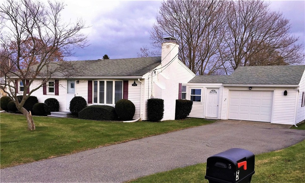 5 Ruth St, Middletown, RI 02842 - photo 1