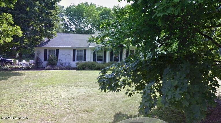 18 Scott Dr, Troy, NY 12180 - photo 1