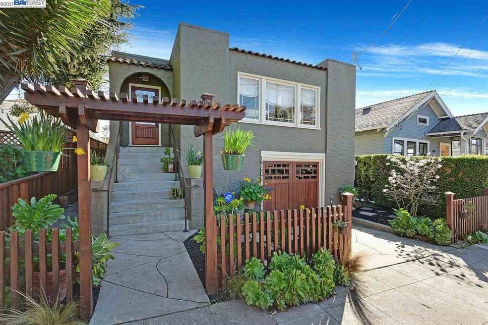 1460 Bancroft Way, Berkeley, CA 94702 - photo 1