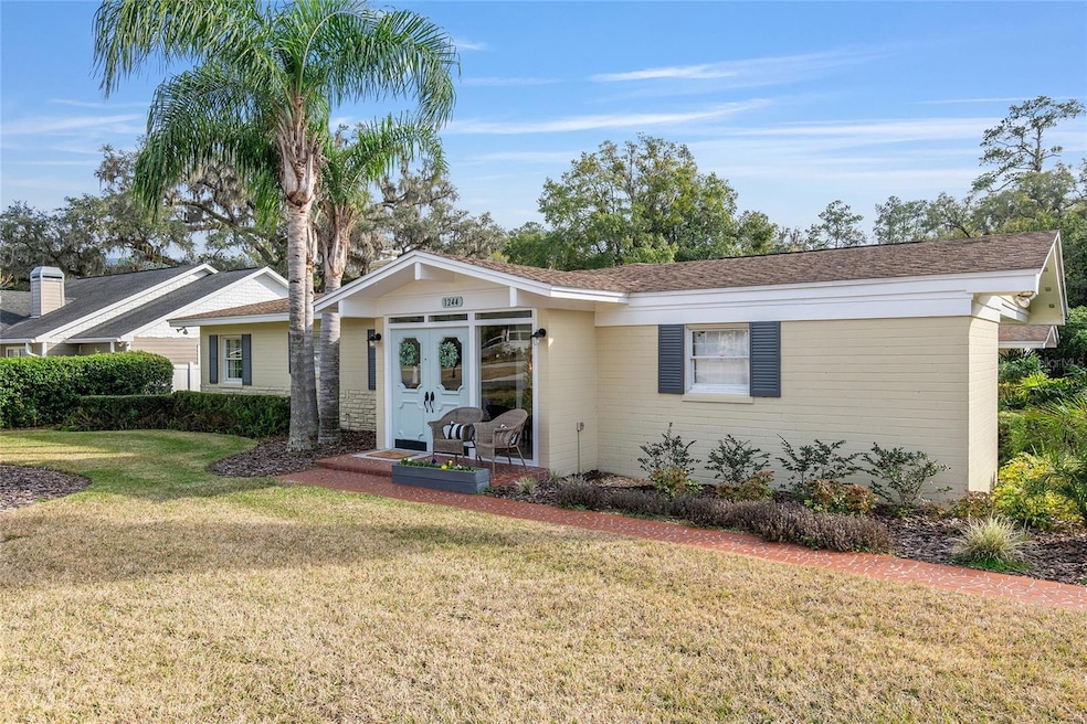 Cheerful Mid-Century Home