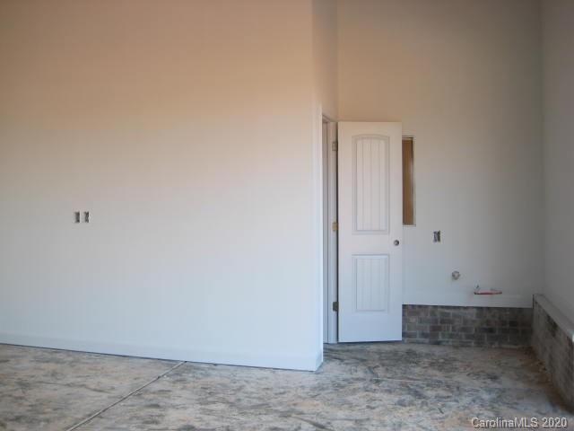 2568 Moon Creek Ln unit 20, Clover, SC 29710 - photo 1