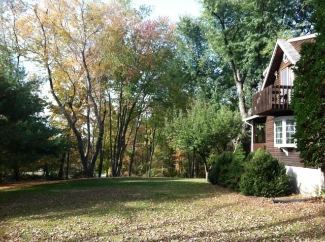 Celebrate Autumn on 5 Jason Court's Splendid Two A
