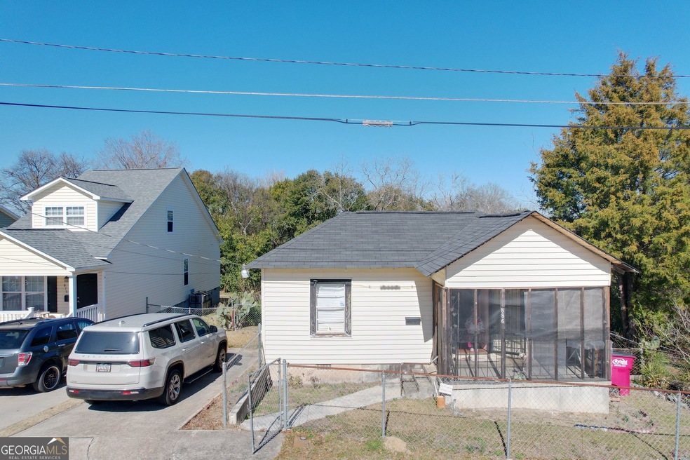 886 Mitchell St, Macon, GA 31217 - photo 1