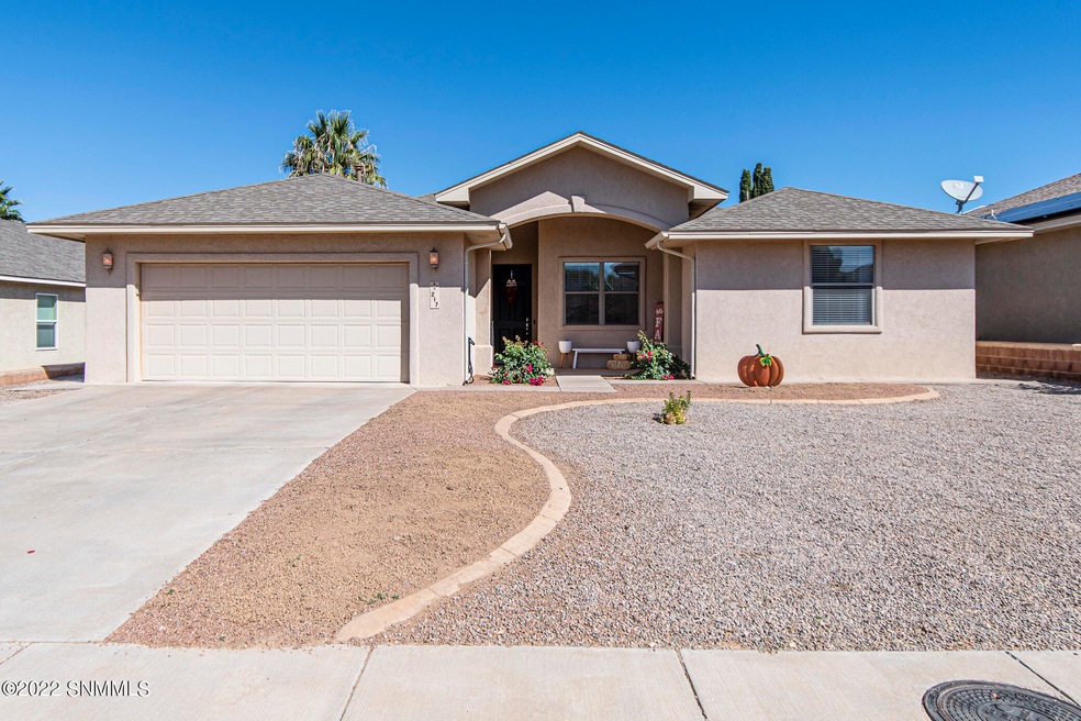 217 Ascot Parade, Alamogordo, NM 88310 - photo 1
